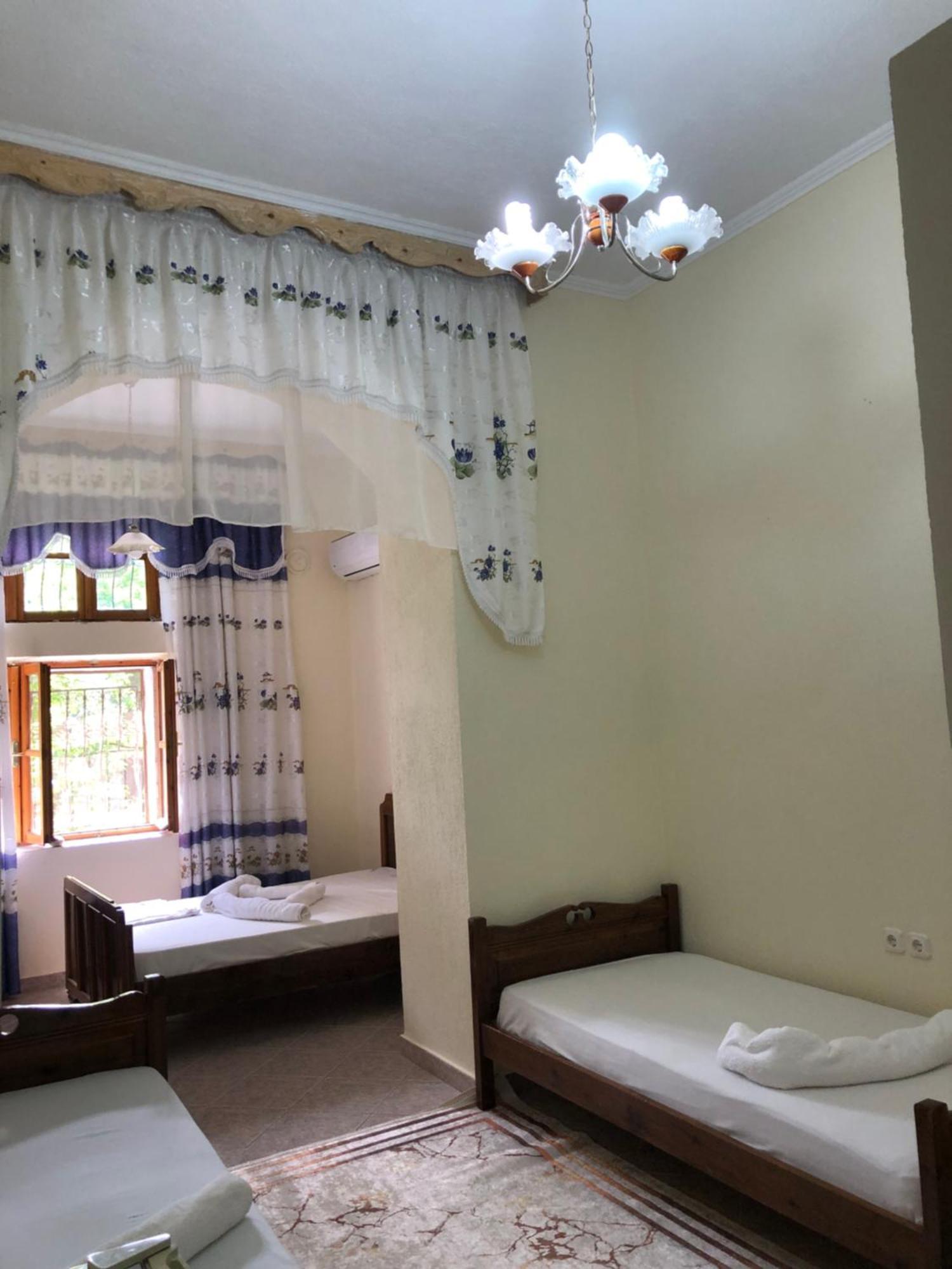 Stone Pazar Guest House Gjirokastra Zewnętrze zdjęcie